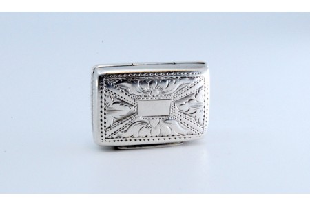 Caixa de Vinagrete em prata e ouro com gravados em ambos os lados do período Vitoriano.